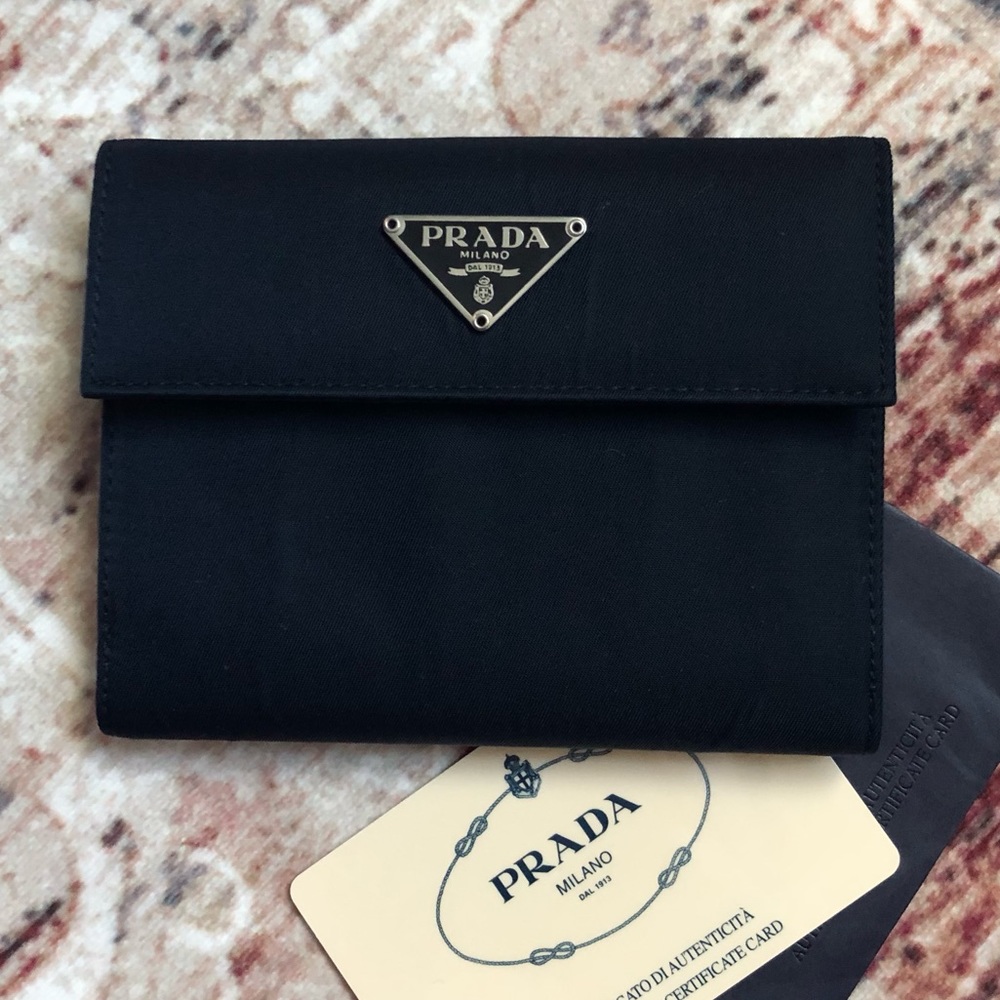Prada AUTHENTIC Vintage Bleu Navy Blue Nylon Tessuto Logo Organizer Wallet - Picture 1 of 16